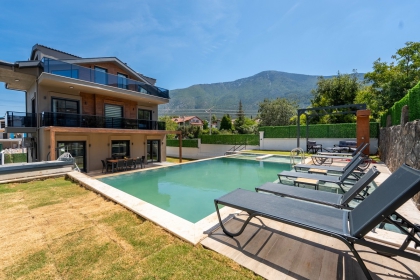Villa Ottava Prime (1987)