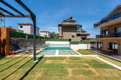 Villa Ottava Prime (1987)
