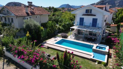 Villa River Diamond (1037)