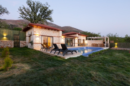 Villa Rosalyn (1971)