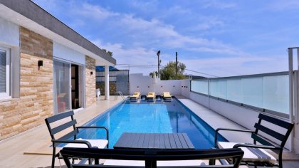 Villa Skyfall (2351)