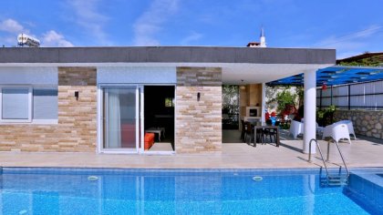 Villa Skyfall (2351)