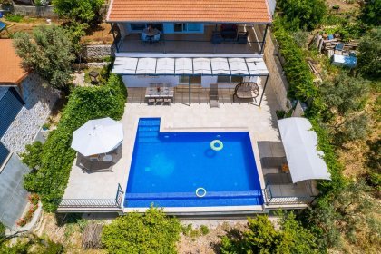 Villa Summit (2281)