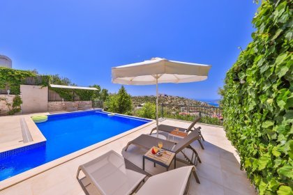 Villa Summit (2281)