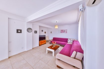 Villa Summit (2281)