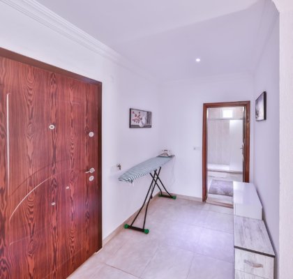 Villa Summit (2281)