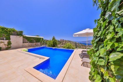 Villa Summit (2281)