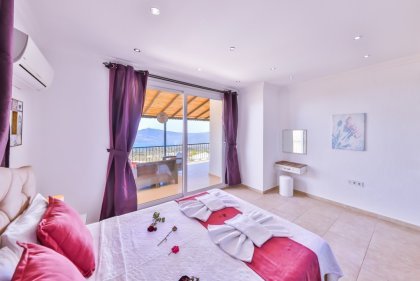 Villa Summit (2281)
