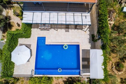 Villa Summit (2281)
