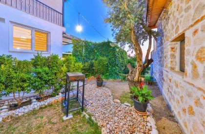 Villa Summit (2281)