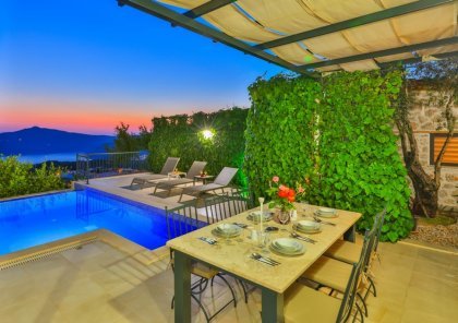 Villa Summit (2281)