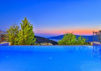 Villa Summit (2281)