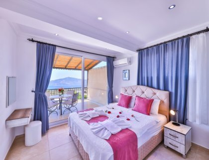 Villa Summit (2281)