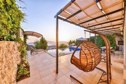 Villa Summit (2281)