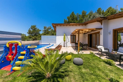 Villa Sunray 2 (1951)