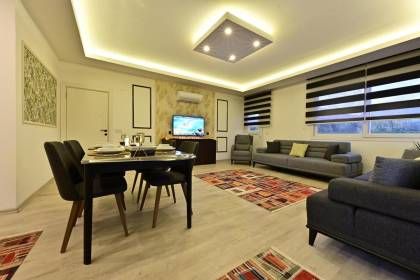 Fethiye Bahçeli ve Doğa Manzaralı Villa Valiant (1007)