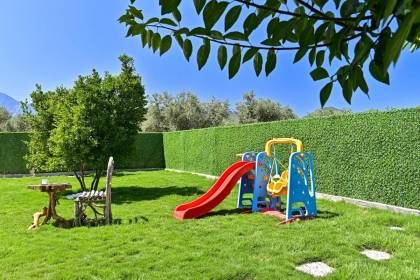 Fethiye Bahçeli ve Doğa Manzaralı Villa Valiant (1007)