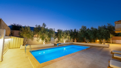 Villa Vela (2089)