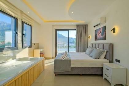 Villa İlk Yaz 2 (1456)