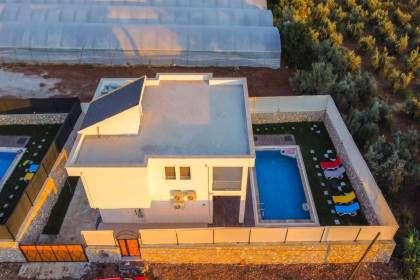 Villa İlk Yaz 2 (1456)