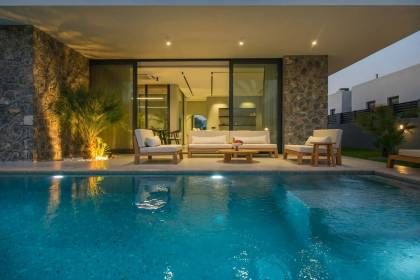 Villa İnci Homes Pearl | Fethiye'de Modern Mimari, Küvetli ve Geniş Bahçeli Lüks Villa (1062)