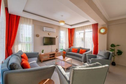 Villa Zayn (2354)