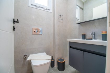 Villa Zayn East (2355)