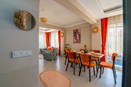 Villa Zayn East (2355)