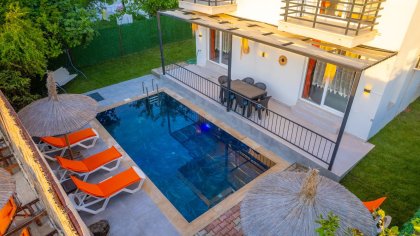 Villa Zayn (2354)