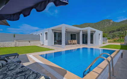 Villa Bronze (1305)