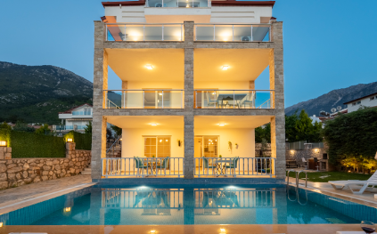 Villa Ovantis (1338)