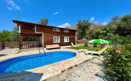 Villa Wooden House (1304)
